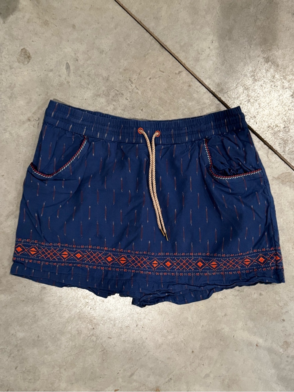 Toad&Co Navy Fresco Skort with Orange Embroidery Size Medium